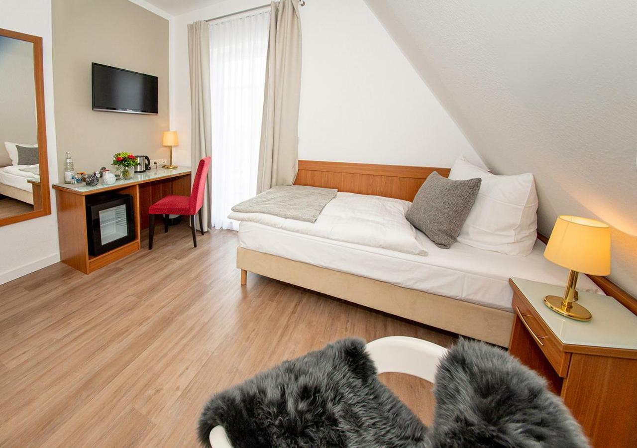Gaestehaus Fliegendes Perlhuhn Borgfeld Inn *